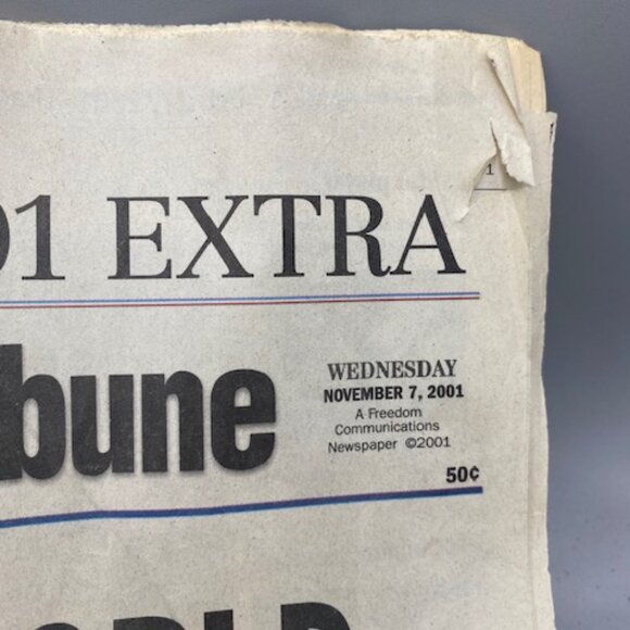 East Valley Tribune World Series 2001 Extra Newspaper - Picture 2 of 3